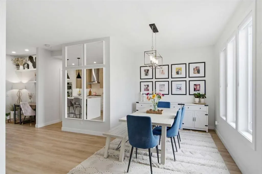 1062 Harmony Parade