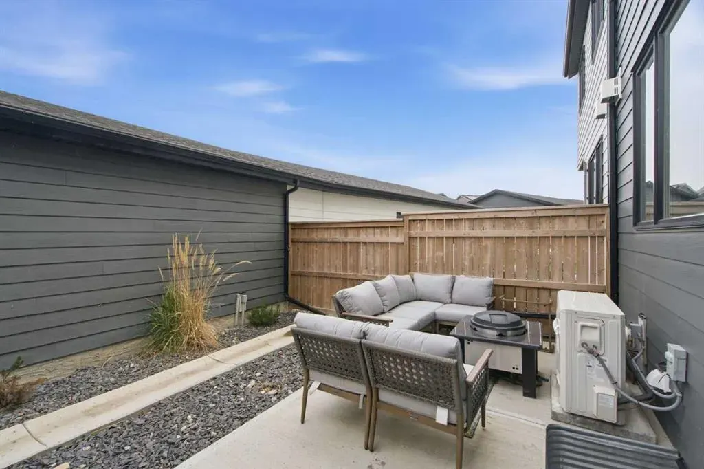 1062 Harmony Parade