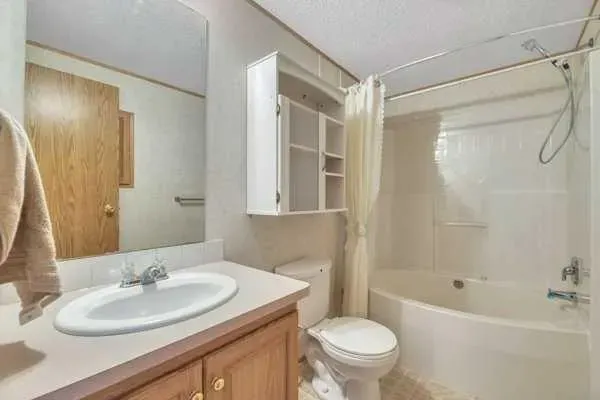 863 Brentwood Crescent