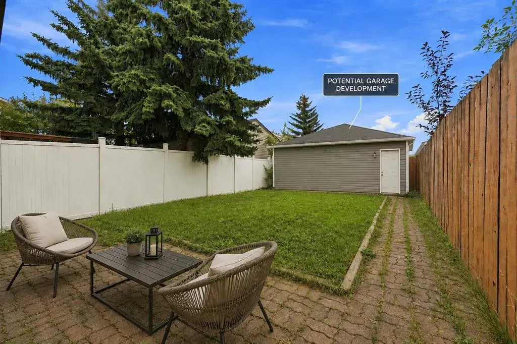 70 Edgeburn Crescent