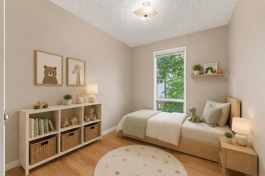 70 Edgeburn Crescent
