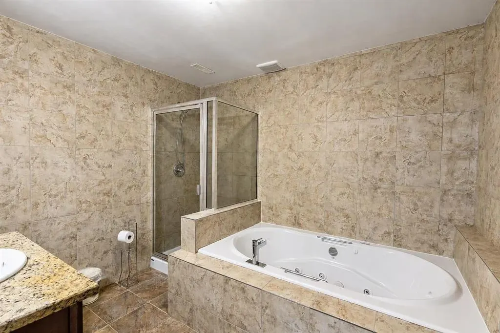 108 Tuscany Estates Close NW