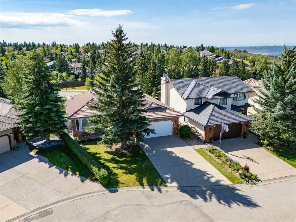 37 Edgeview Road NW