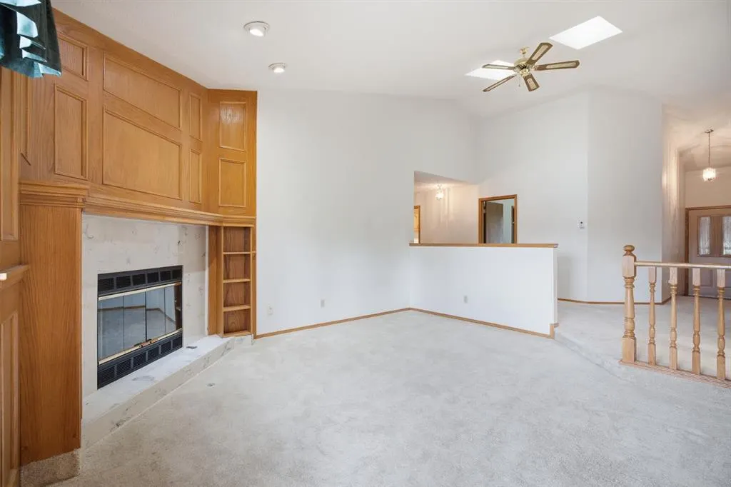 37 Edgeview Road NW