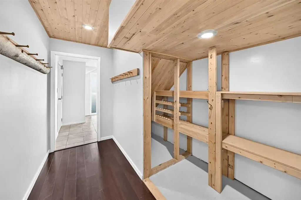 24 Cascade Place #3