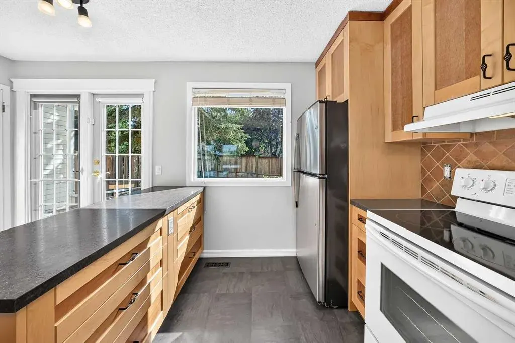 24 Cascade Place #3