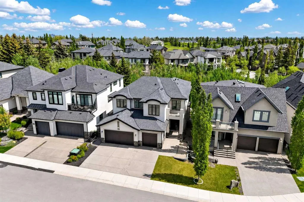 49 Aspen Ridge Green SW