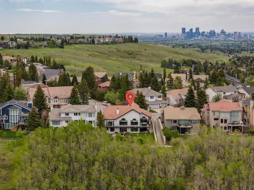 84 EDENSTONE Way NW