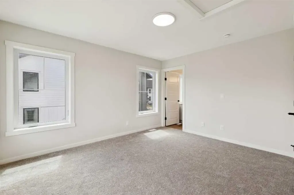 350 Mahogany Parade SE #1201