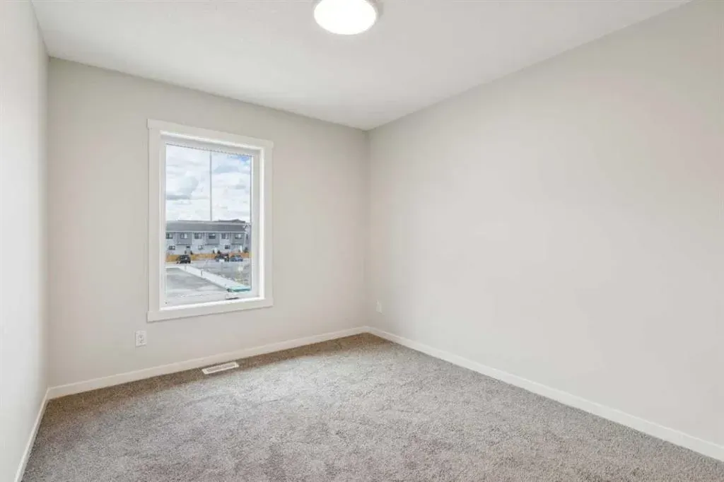 350 Mahogany Parade SE #1201