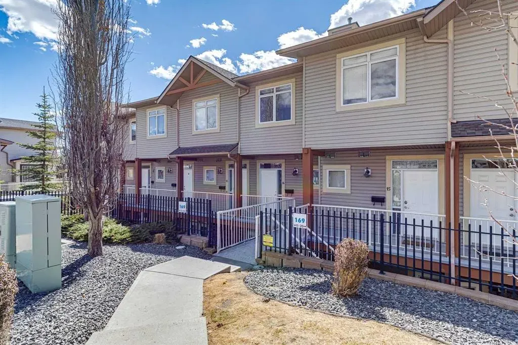 169 Rockyledge View NW #14