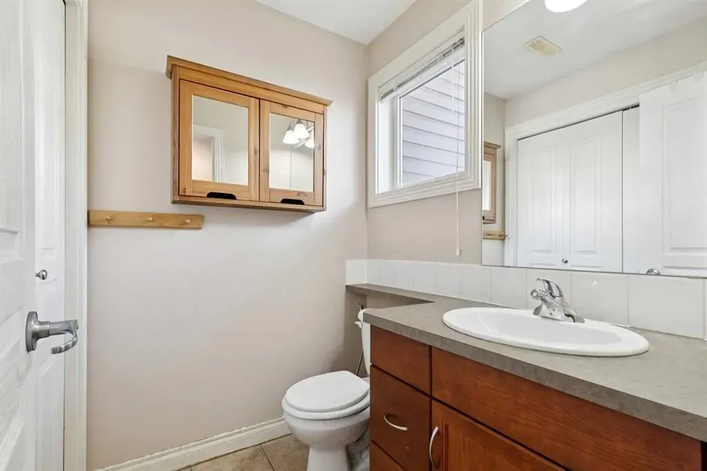 169 Rockyledge View NW #14