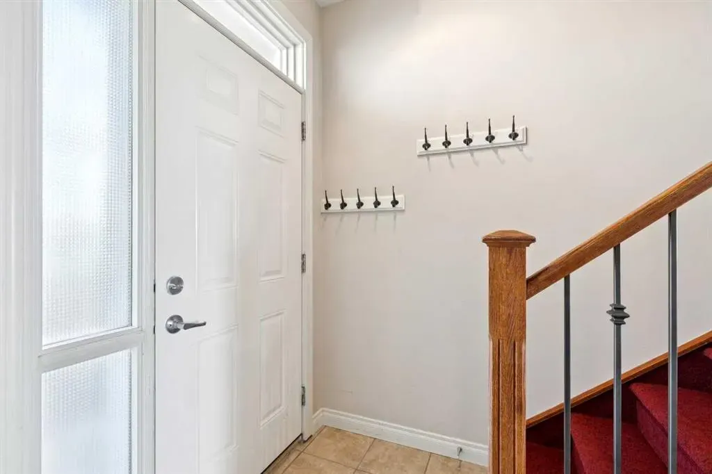 169 Rockyledge View NW #14