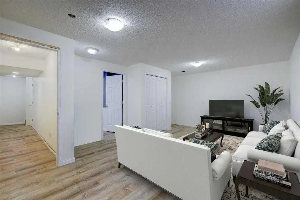 204 Paint Horse Drive