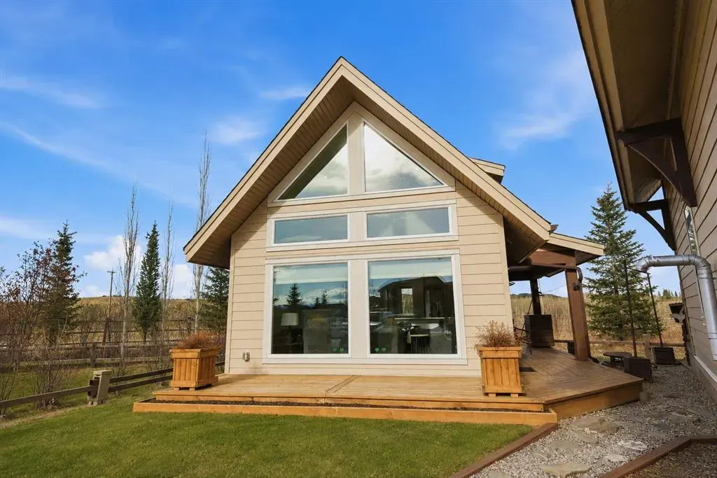 212 Cottageclub Crescent