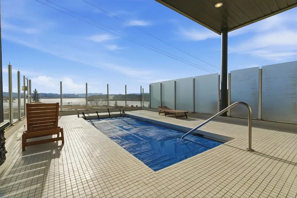 212 Cottageclub Crescent