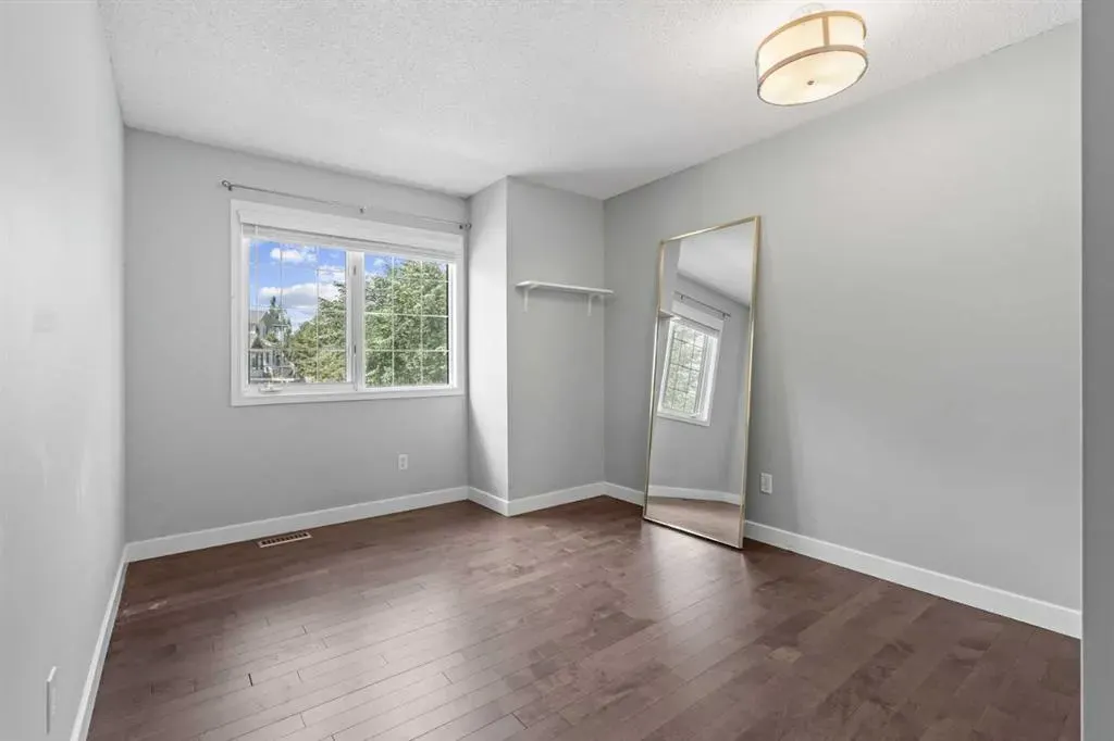 107 Edgebrook Circle NW