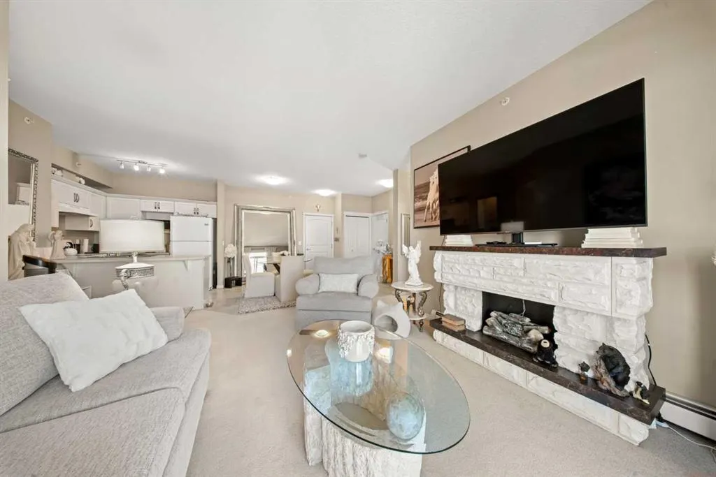 102 Cranberry Park SE #408
