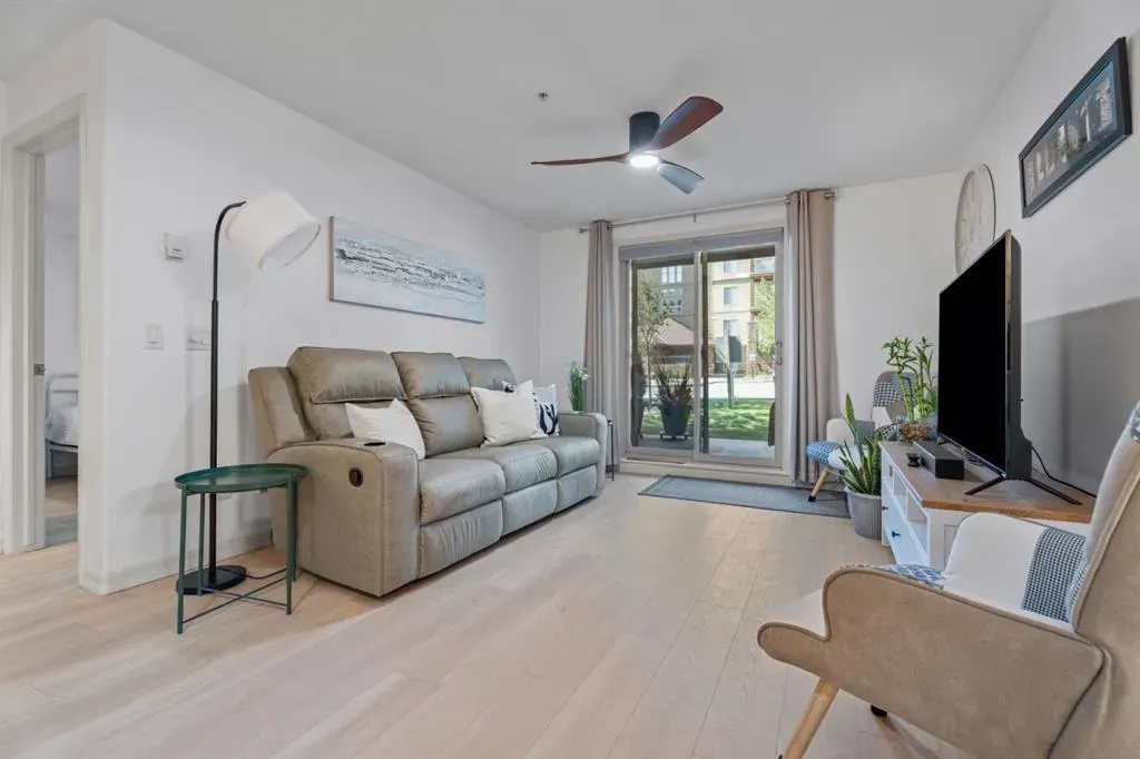 92 Crystal Shores Road #2113