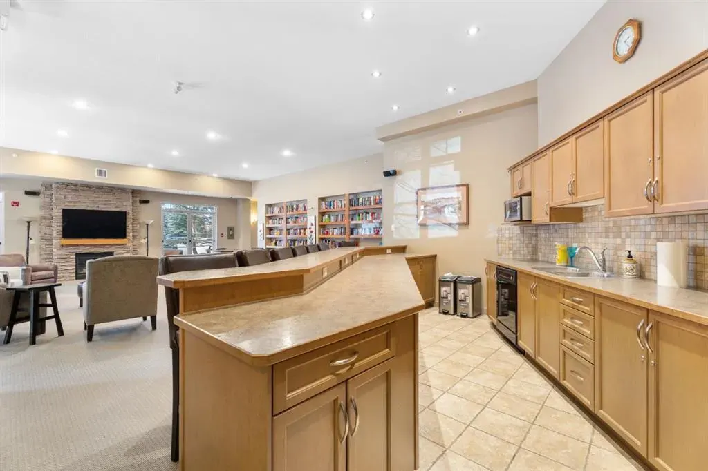 92 Crystal Shores Road #2113