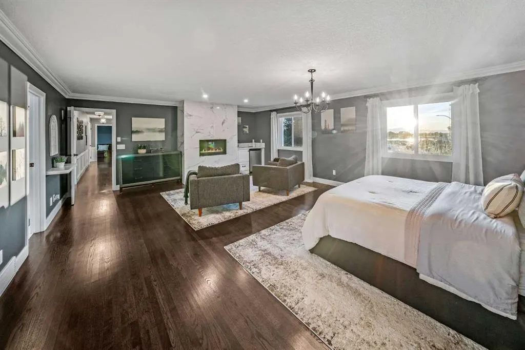 325 Thorndale Place