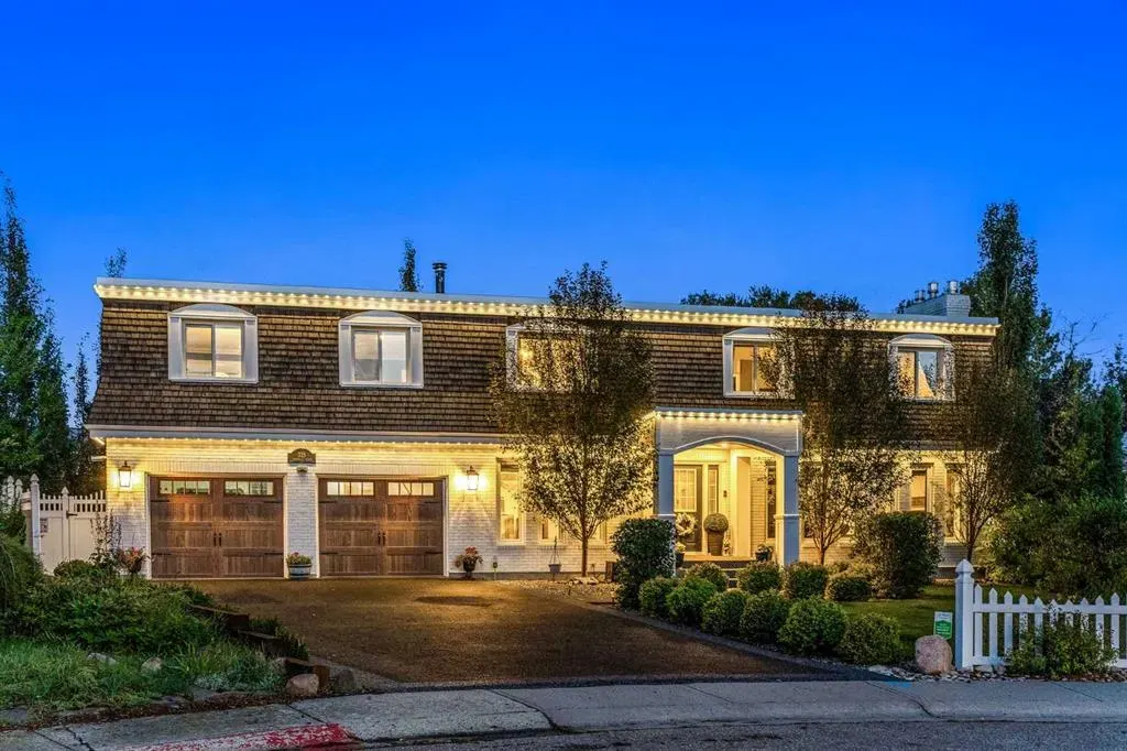 325 Thorndale Place