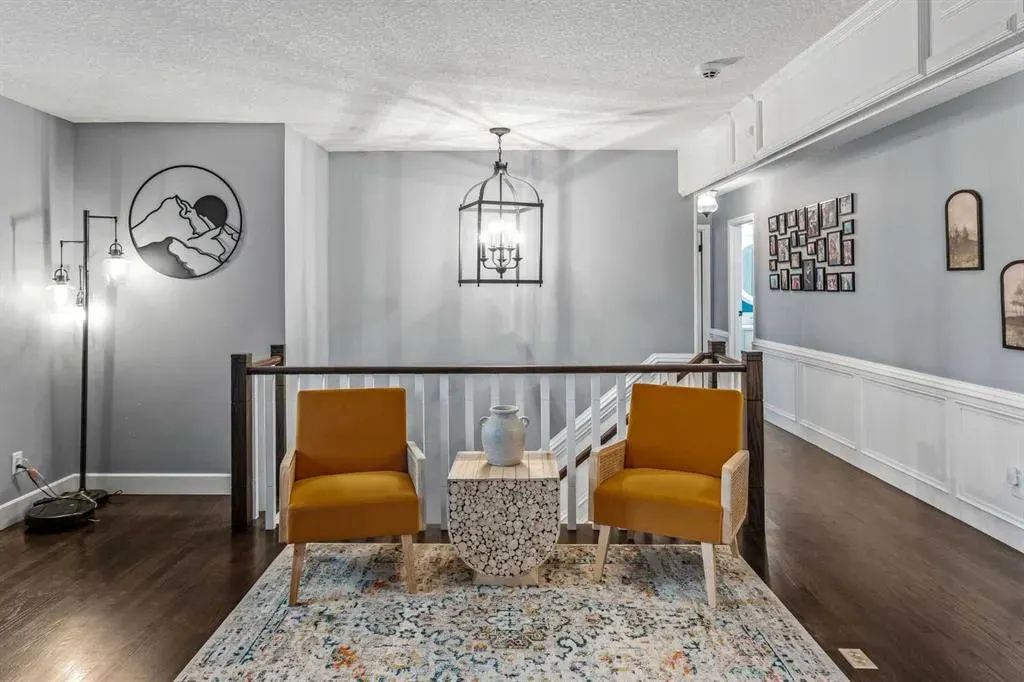 325 Thorndale Place