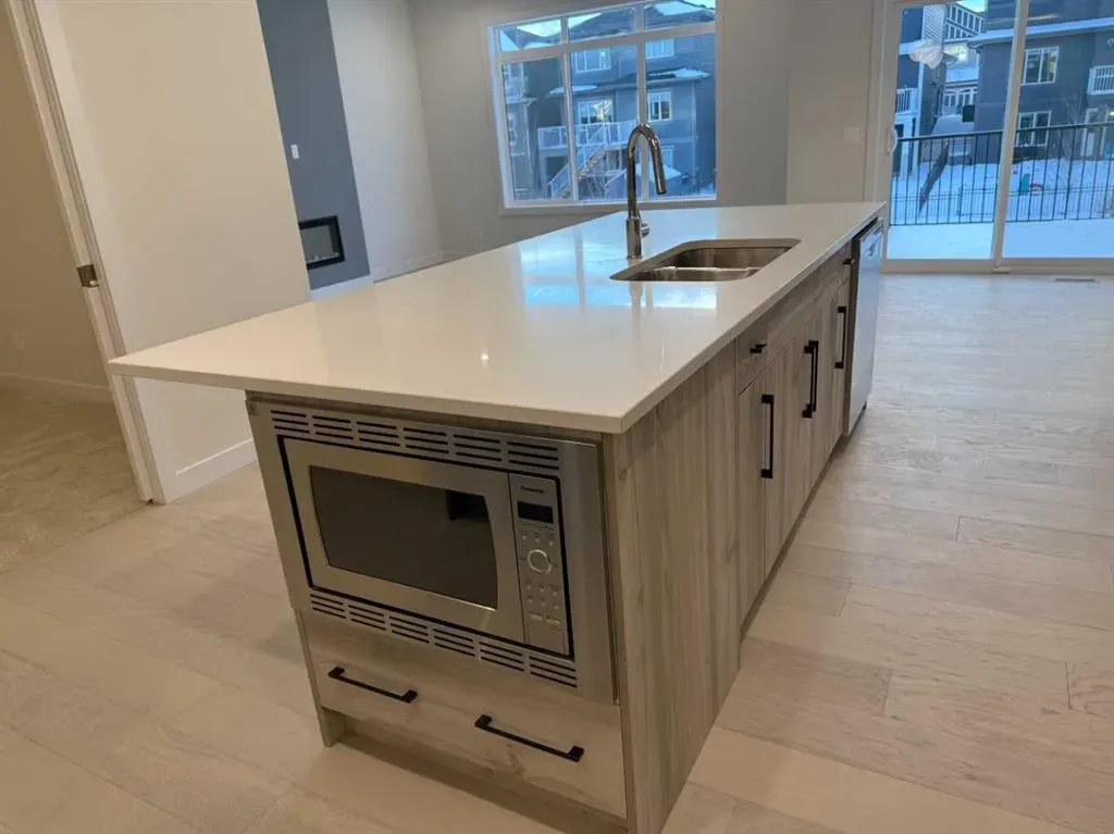 111 sundown Crescent