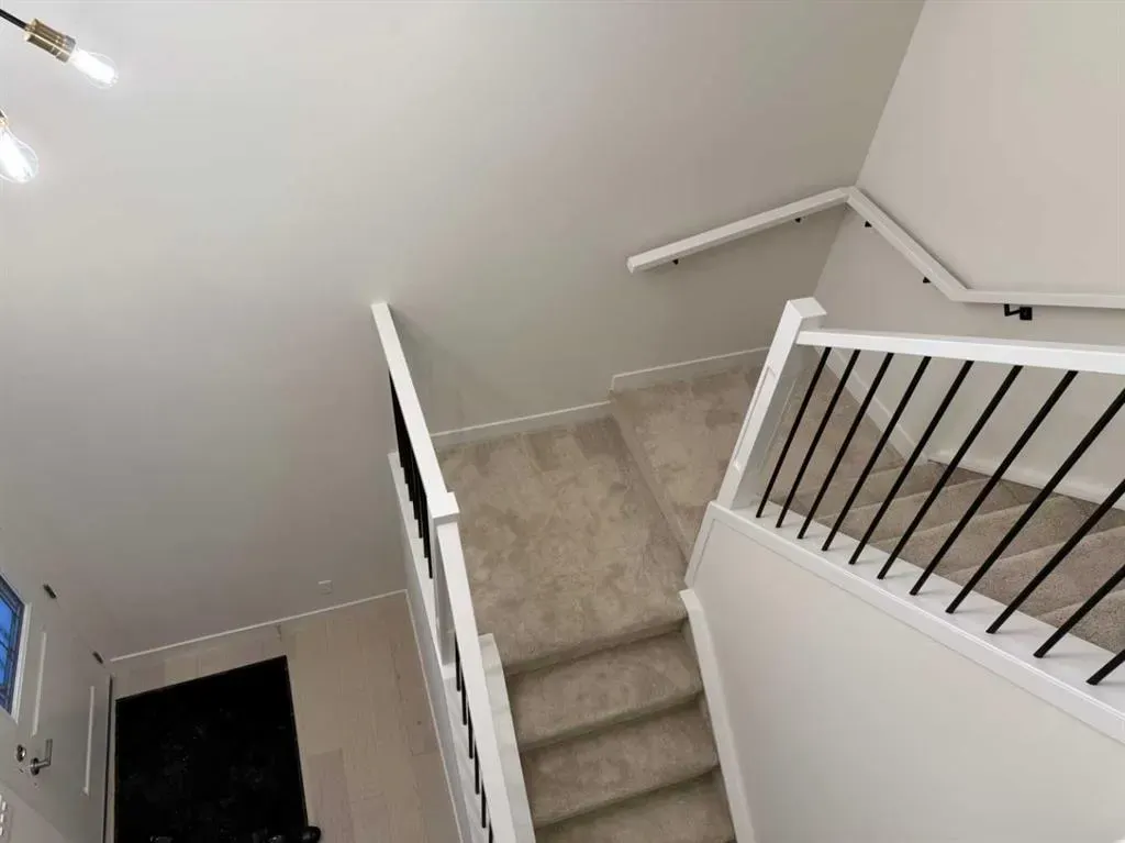111 sundown Crescent