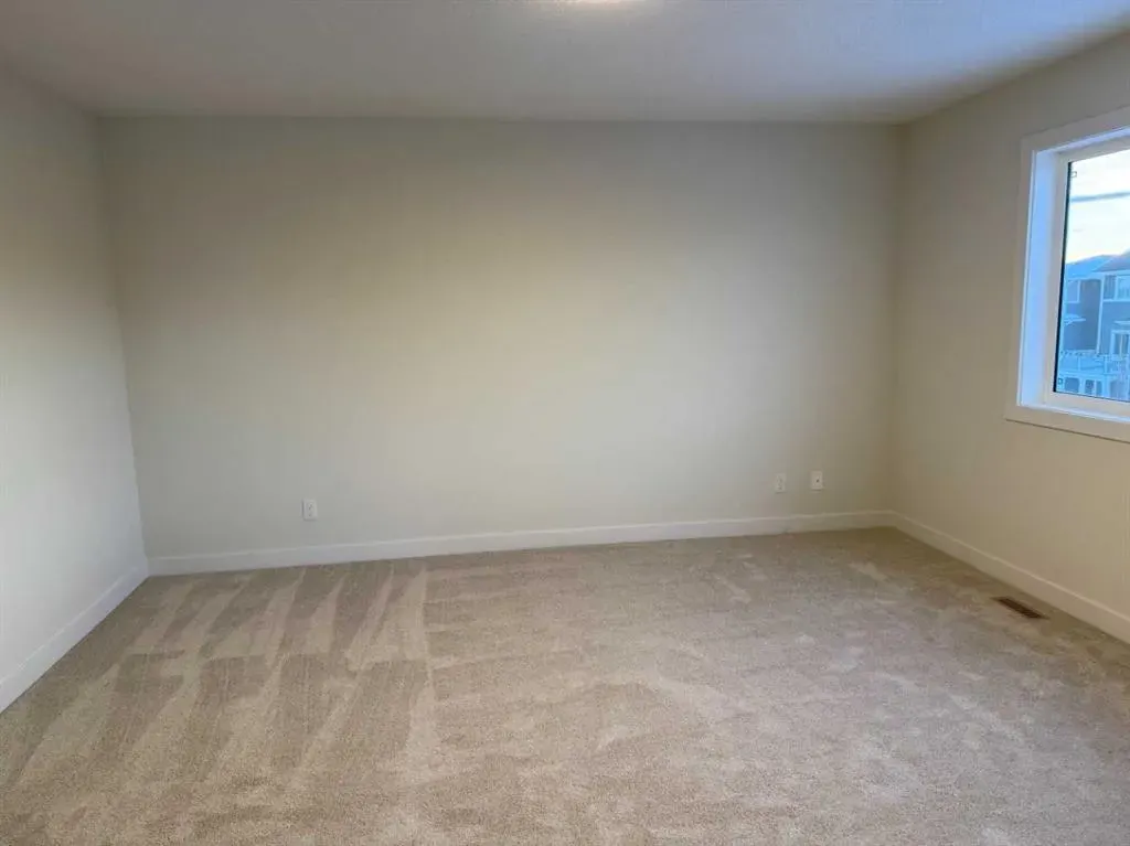 111 sundown Crescent