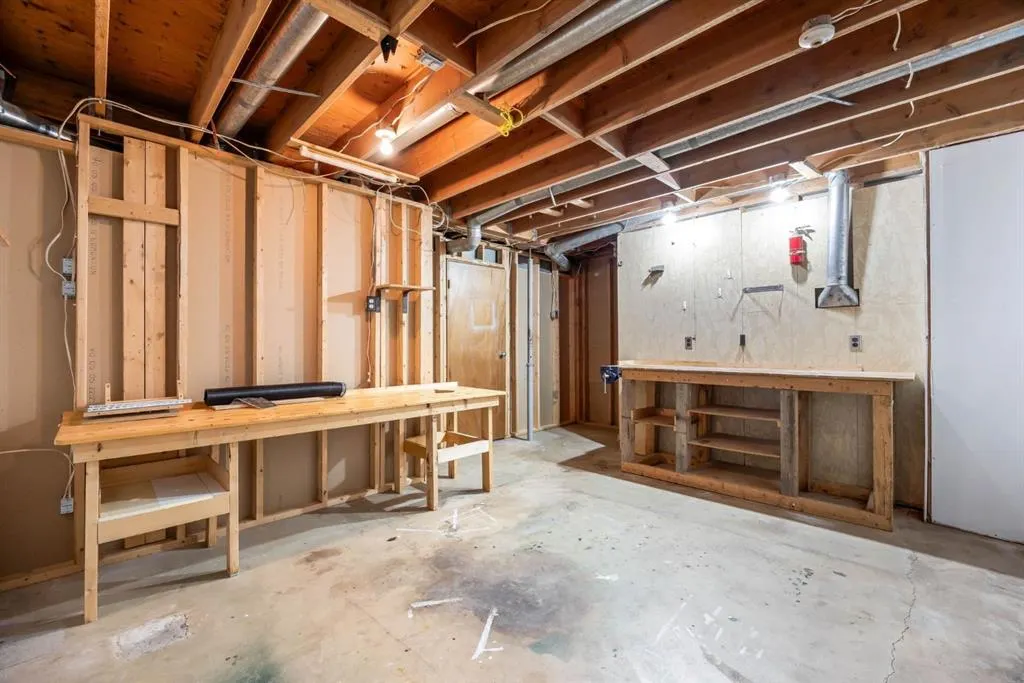 276 Cochrane Crescent