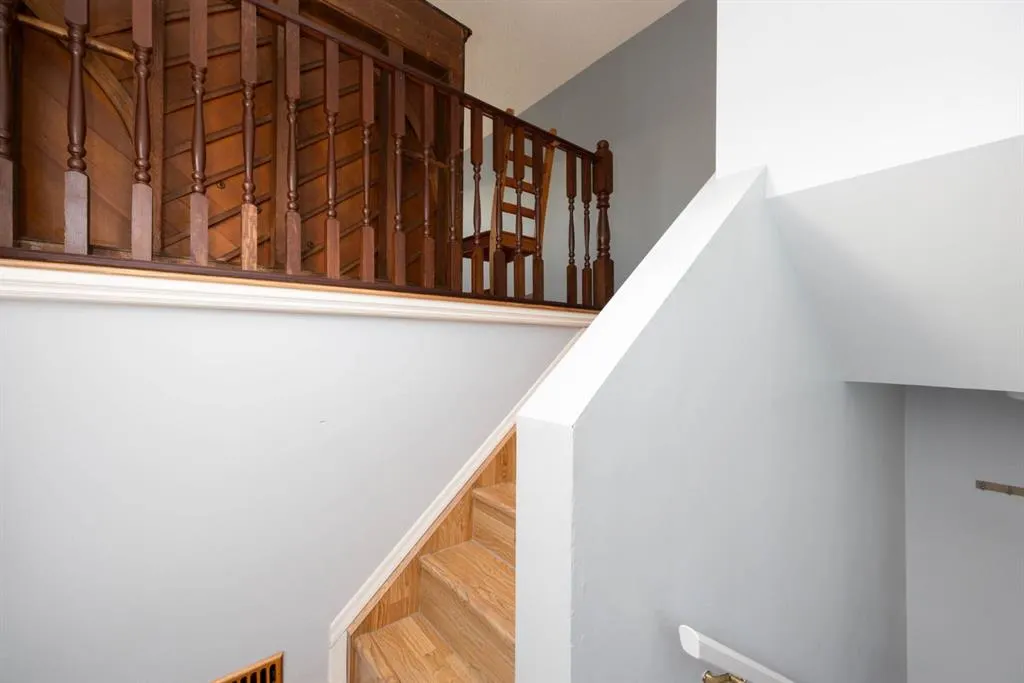 276 Cochrane Crescent