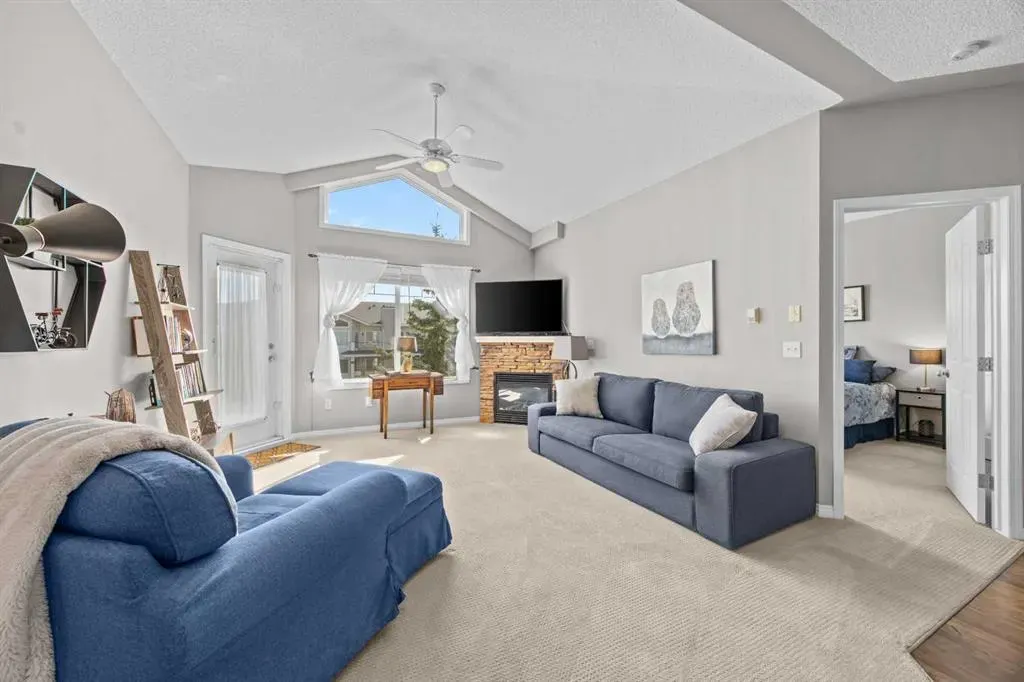 345 Rocky Vista Park NW #427