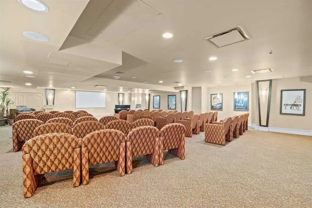 345 Rocky Vista Park NW #427