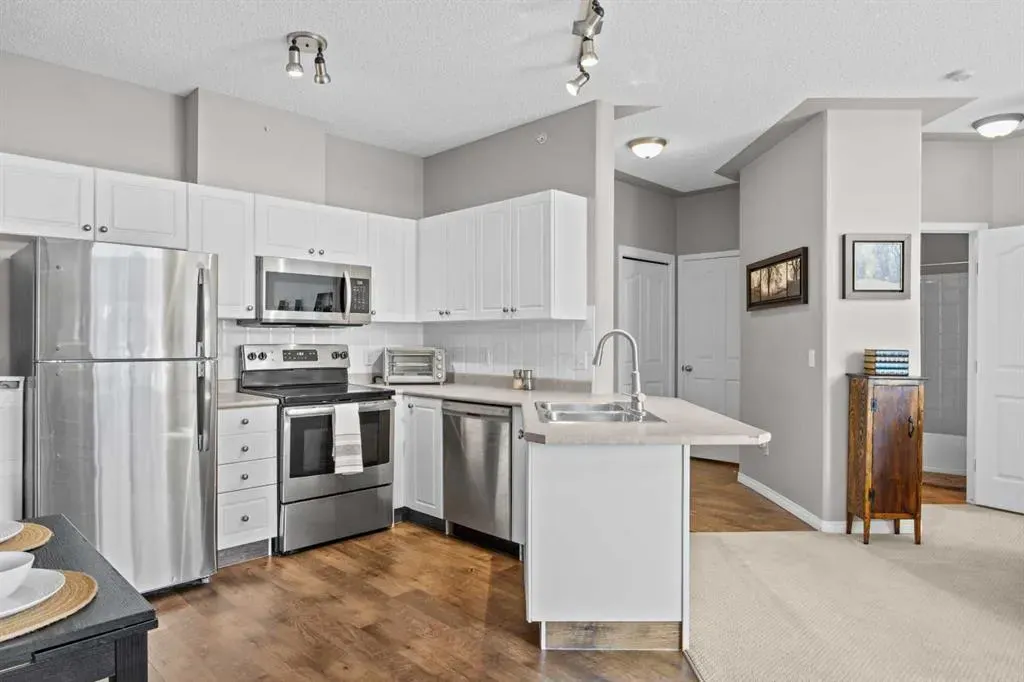 345 Rocky Vista Park NW #427