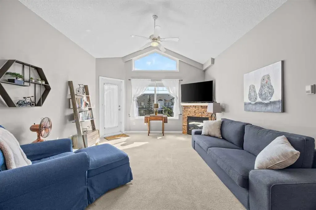 345 Rocky Vista Park NW #427