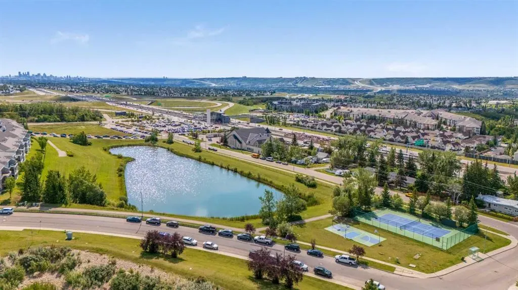 345 Rocky Vista Park NW #427
