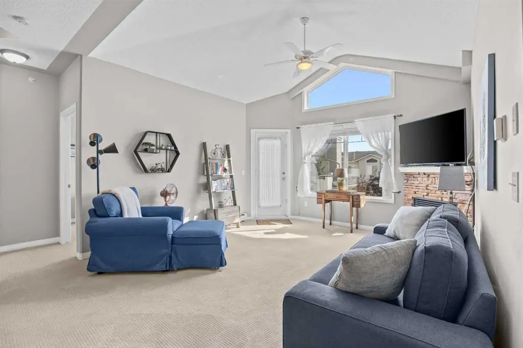 345 Rocky Vista Park NW #427