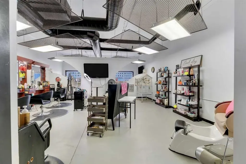 720 Centre Street NE #3