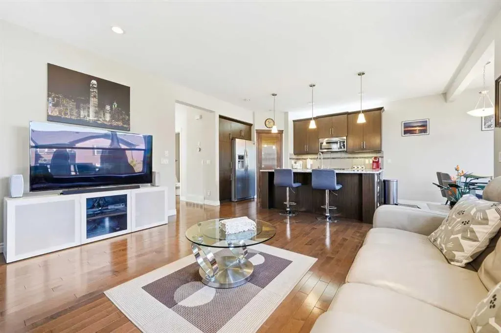 141 Evanspark Gardens NW