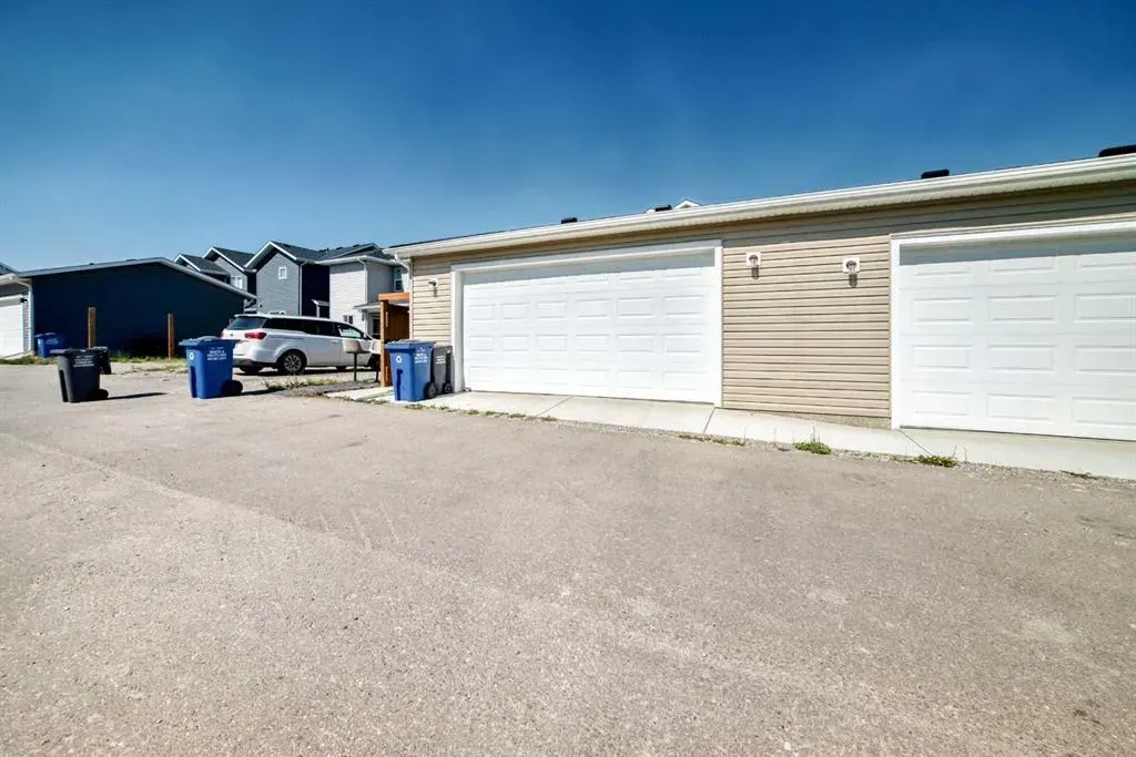 66 Rivercrest Common