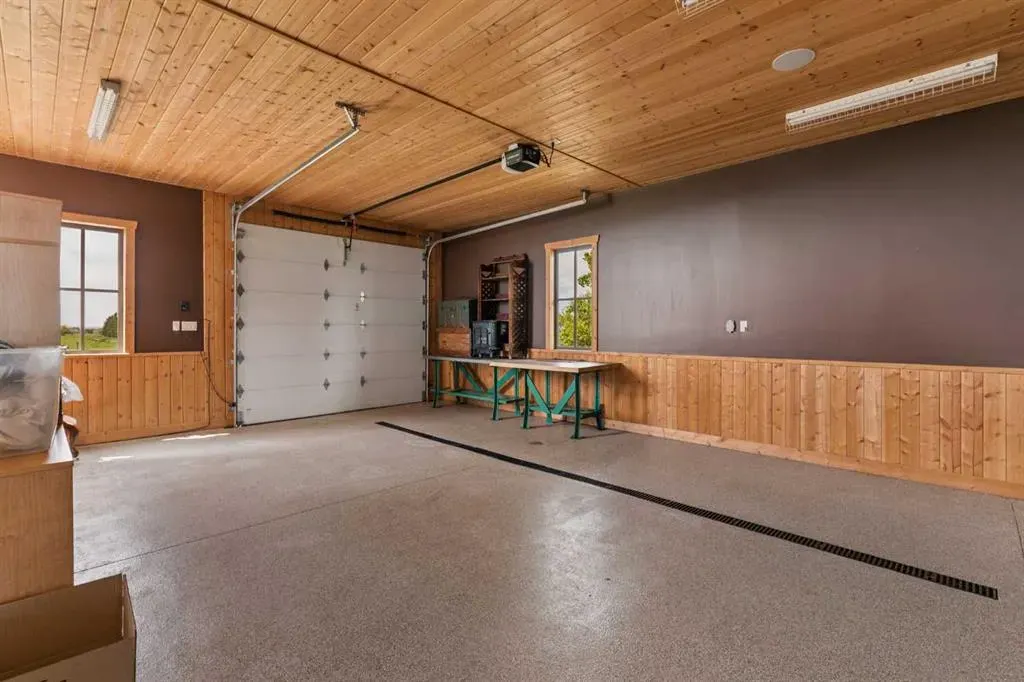 261074 Township Road 262