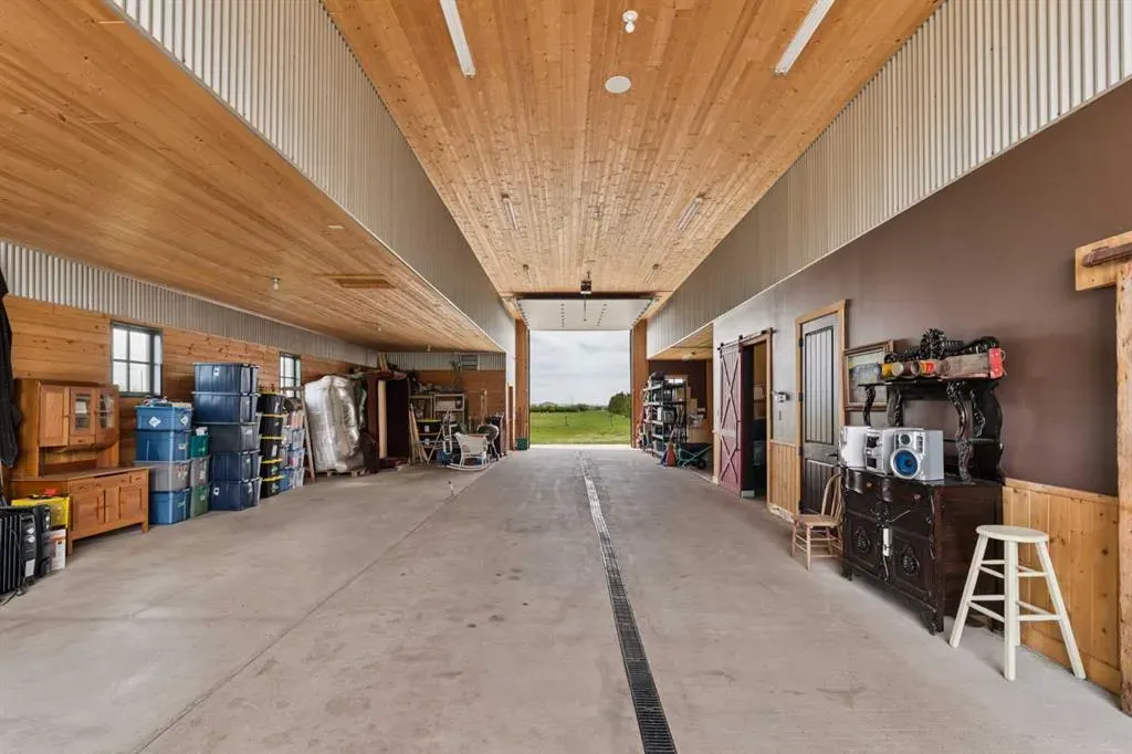 261074 Township Road 262