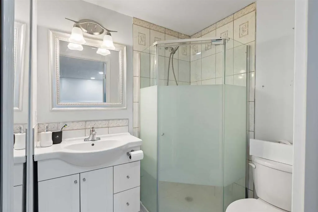 12 Kingsland Villas SW