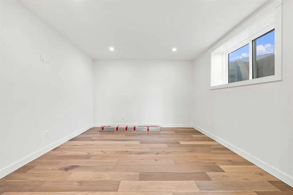 243 Red Tail Ridge SE