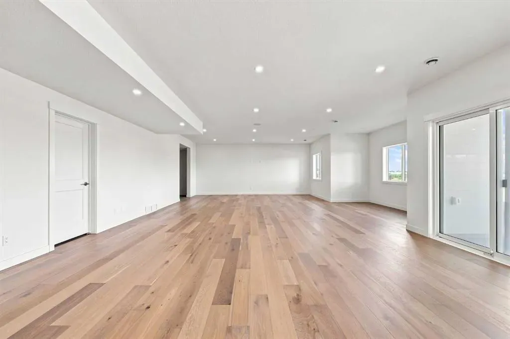 243 Red Tail Ridge SE