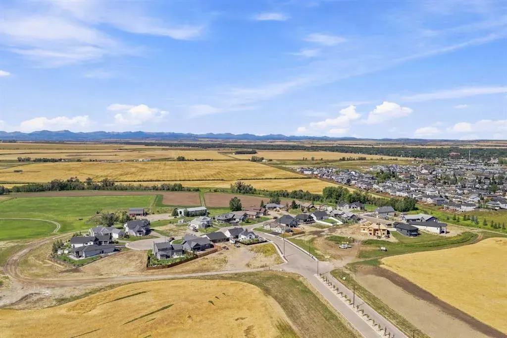 243 Red Tail Ridge SE