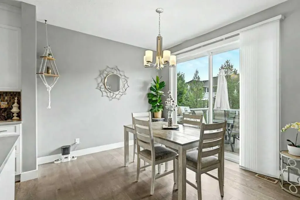 15 Sundown Way