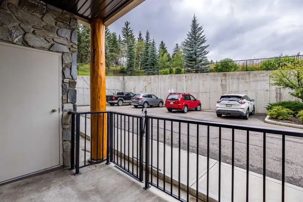 77 George Fox Trail W #117