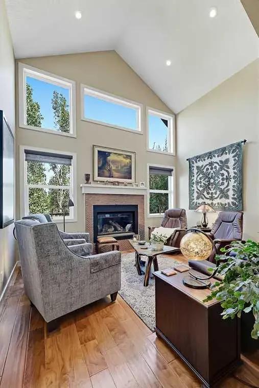 1906 High Park Circle NW
